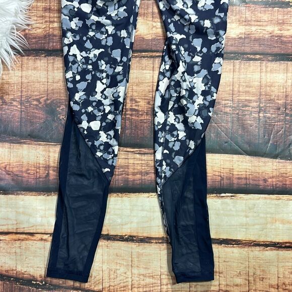 Old Navy Active Tall Athletic Leggings Blue Mesh Detail - Picture 7 of 8